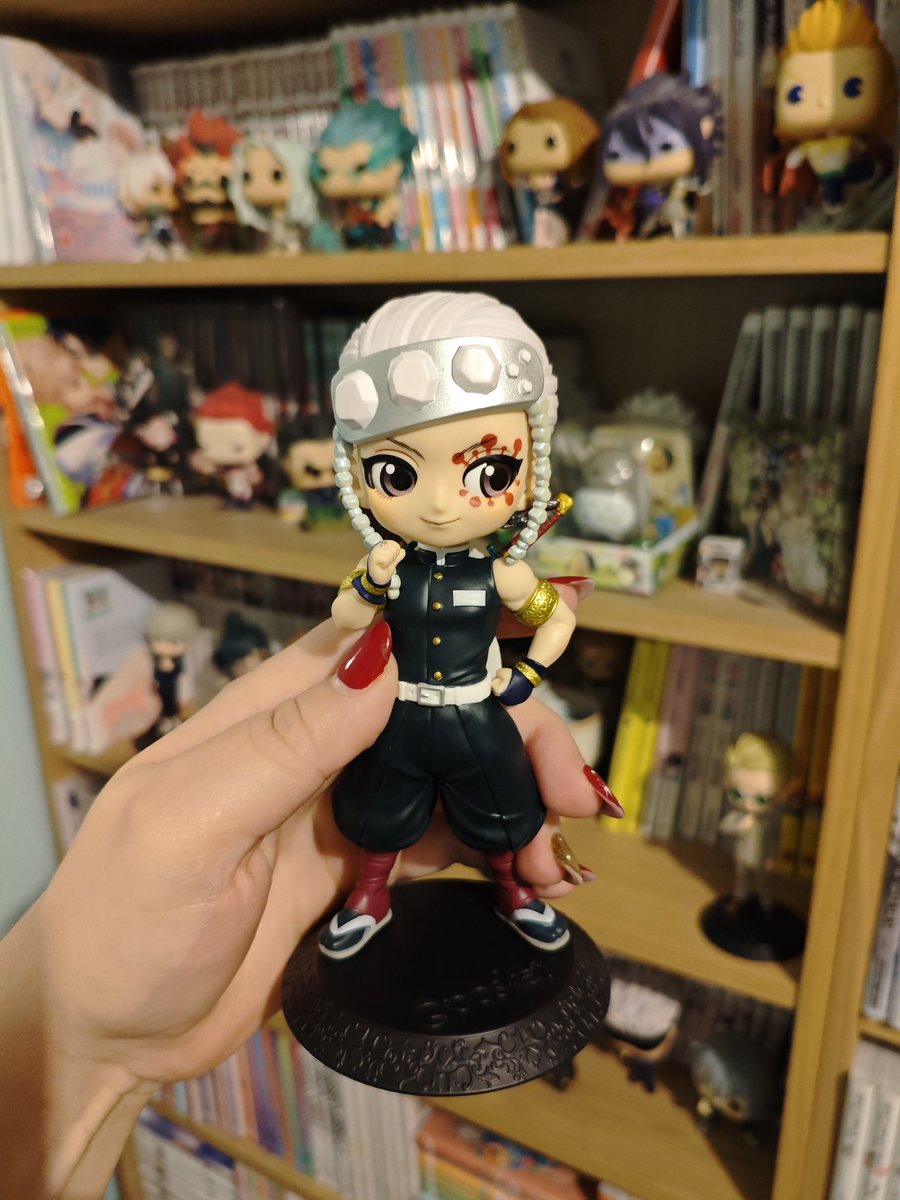 Y por último el qposket de Uzui Tengen.