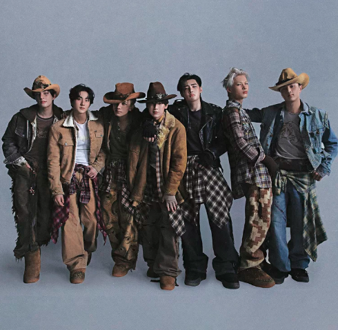 AboutMusicYT's tweet photo. ENHYPEN will have a comeback this week. https://t.co/R0F8zWzXct