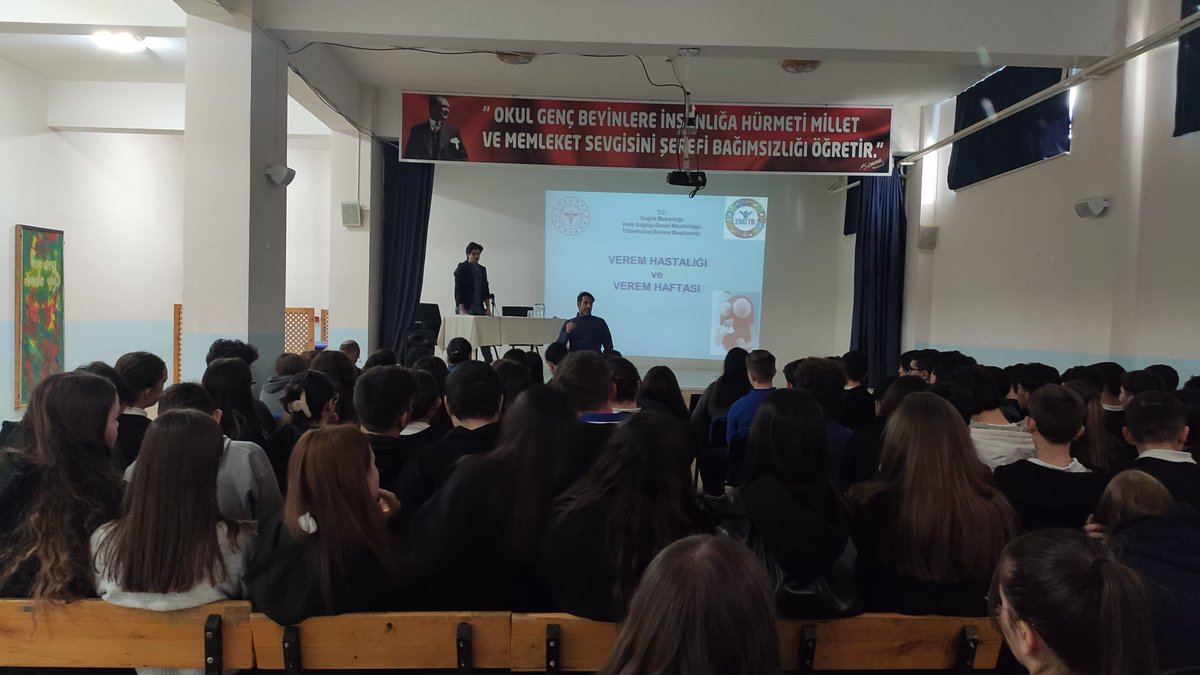 İlçe Sağlık Müdürlüğümüz tarafından 4-9 Ocak "Verem Eğitim ve Farkındalık Haftası" kapsamında Şarköy Anadolu Lisesi öğrencilerine Verem Hastalığı ve Genç Akademisi kapsamında Ergenlerde Psikososyal Gelişme konuları hakkında bilgilendirme ve eğitim faaliyeti gerçekleştirilmiştir.