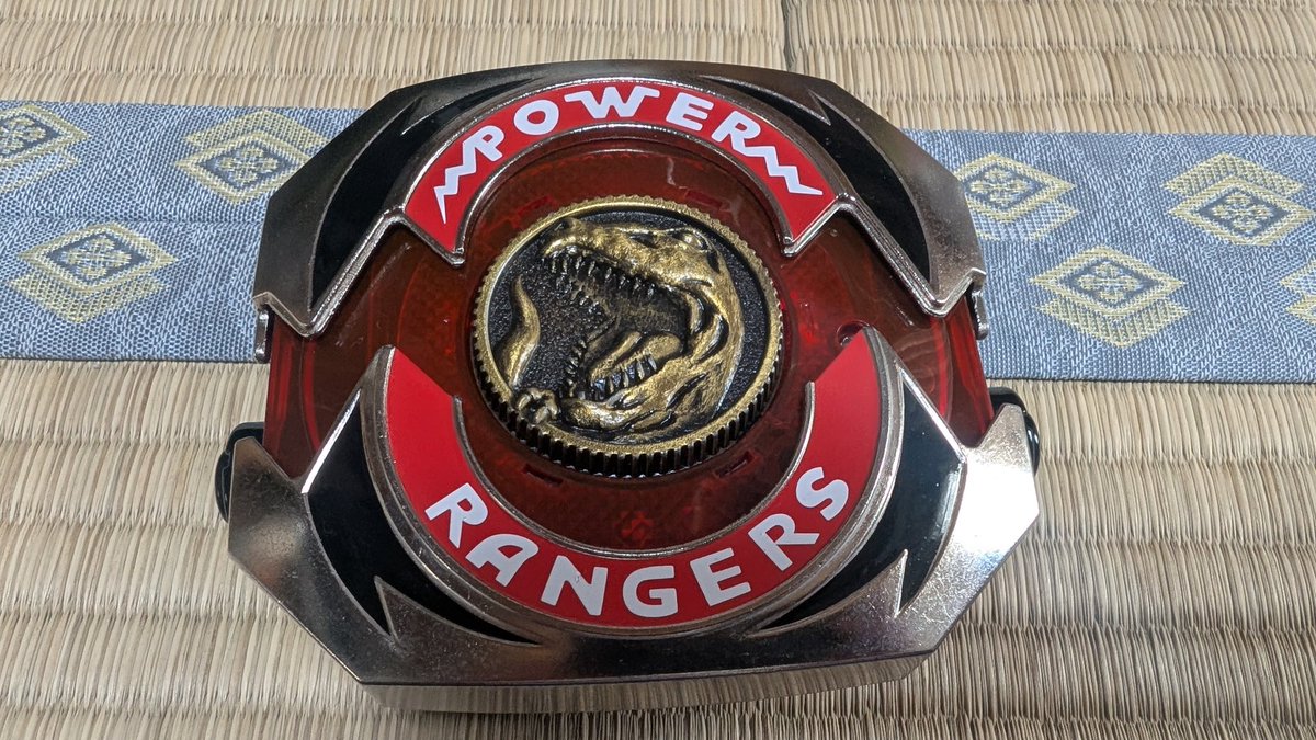 パワーレンジャー パワーモーファー ダイノバックラー ディスプレイスタンド Amazon.co.jp: パワーレンジャー マイティモーフィン 20周年記念