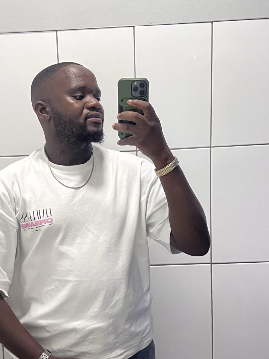 Jocks_FN's tweet image. Forgot I had meetings today… now I’m out here presenting quarterly results looking like I just robbed the venue 💀😭

#Accounting