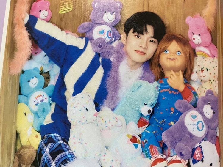 codenamekyu's tweet image. me at a networking event making very strong connections