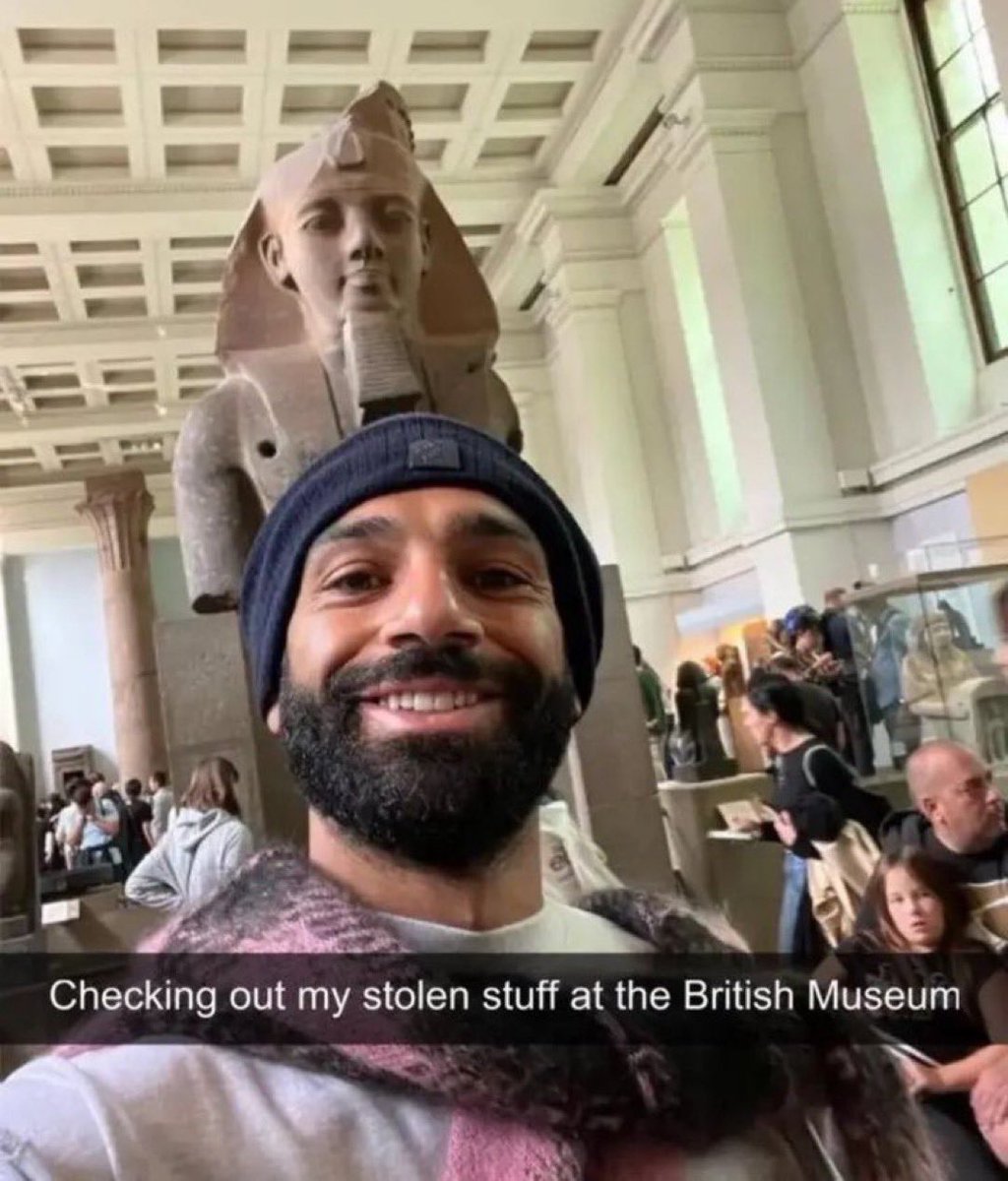 No Context Brits tweet media