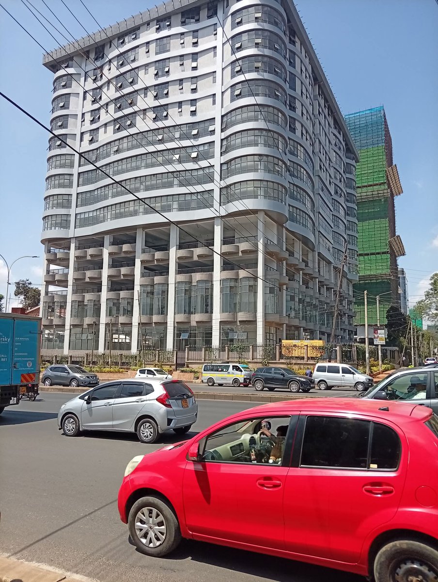 This building belongs to an old mzee from othaya called Wanjohi. It is at museum hill, Nairobi. He has built it without loans for over 15 years. One day he was carjacked and his bank account was emptied by thugs. They found him eating roast maize by the roadside and was waiting