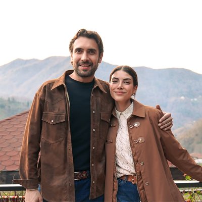 Yeni bölüm heyecanından ne yapacağımı bilemedim onları PP yaptım. 🤎