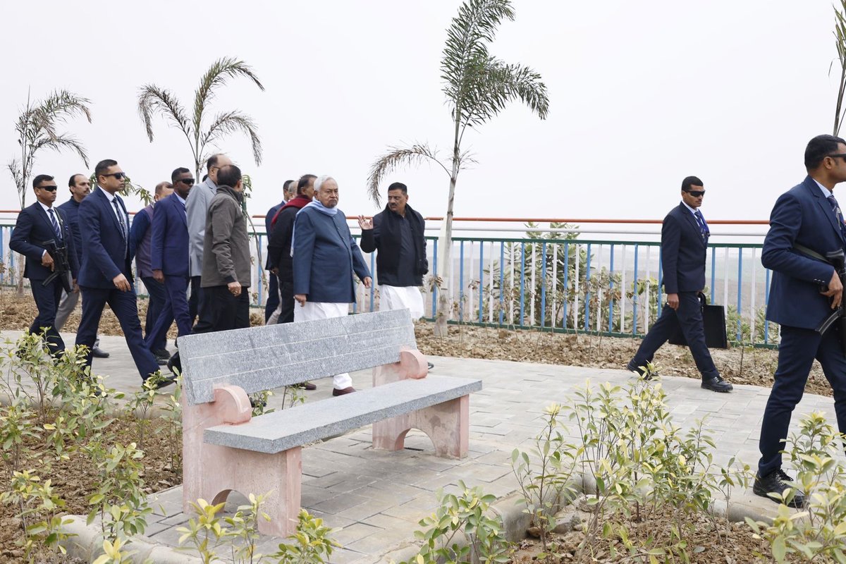 Nitish Kumar tweet media