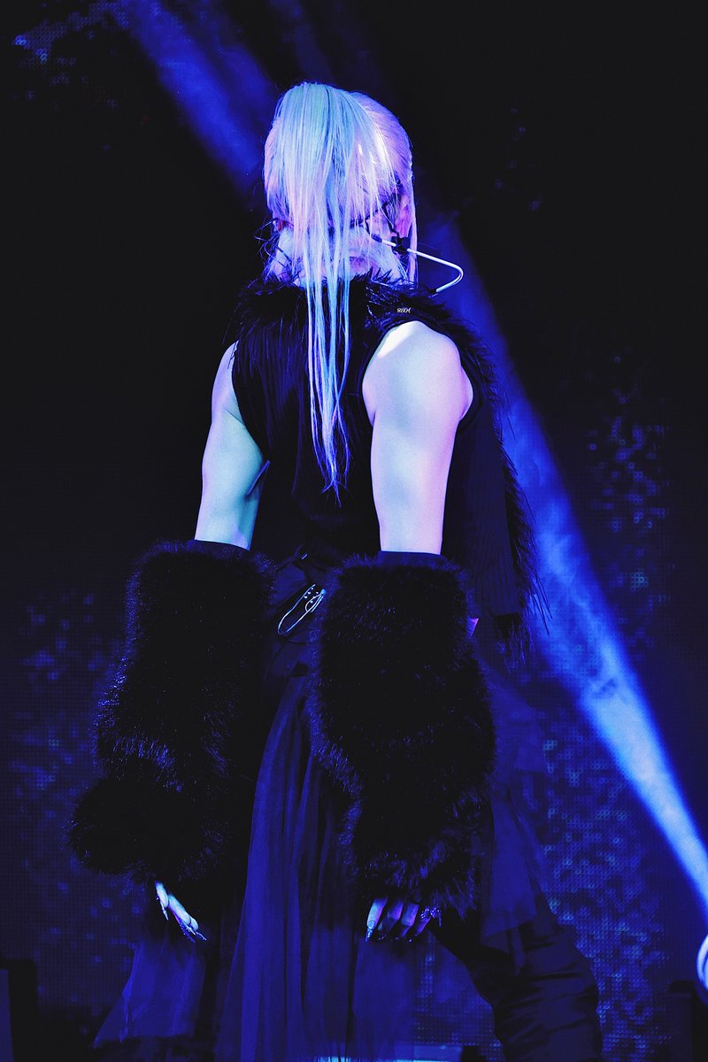 82KM_Kiiip's tweet image. 𝟚𝟞𝟘𝟙𝟘𝟟 
𝙓𝙇𝙊𝙑 𝟭𝙨𝙩 𝘼𝙉𝙉𝙄𝙑𝙀𝙍𝙎𝘼𝙍𝙔 𝙁𝘼𝙉 𝘾𝙊𝙉𝘾𝙀𝙍𝙏 
𝙁𝙄𝙍𝙎𝙏 𝙇𝙊𝙑𝙀

Momentum.

#XLOV #엑스러브 #エクブ 
#RUI #루이 #ルイ #陳冠叡