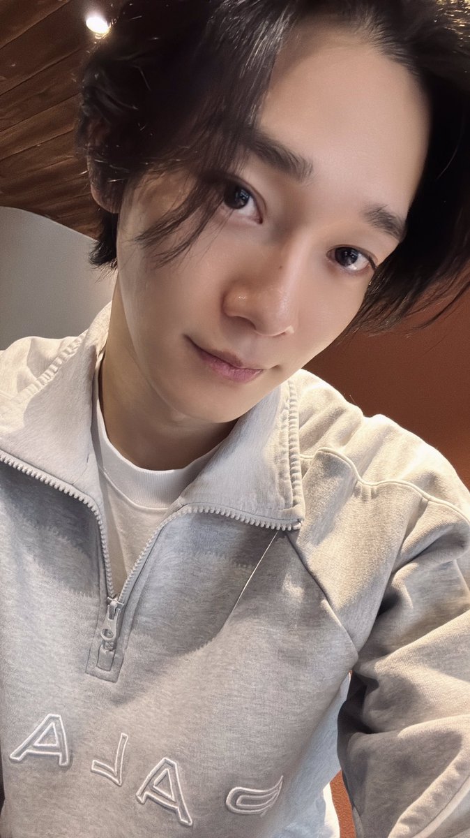 ForChenUnion's tweet image. [260109] #CHEN sent 🫧 messages.
4 messages, 2 photos. 

Download and subscribe here: 📲bit.ly/49BXt6X
Please remember to be respectful when messaging.

#CHEN #첸 #김종대 @CHEN_INB100