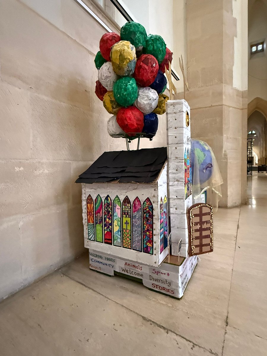 Guildford Cathedral tweet media