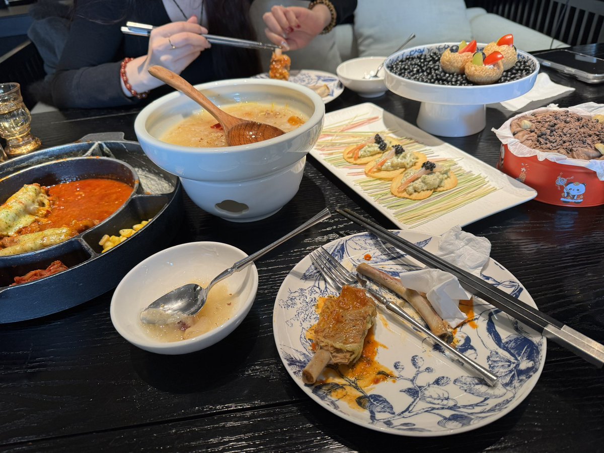 陈雯🎀 tweet media