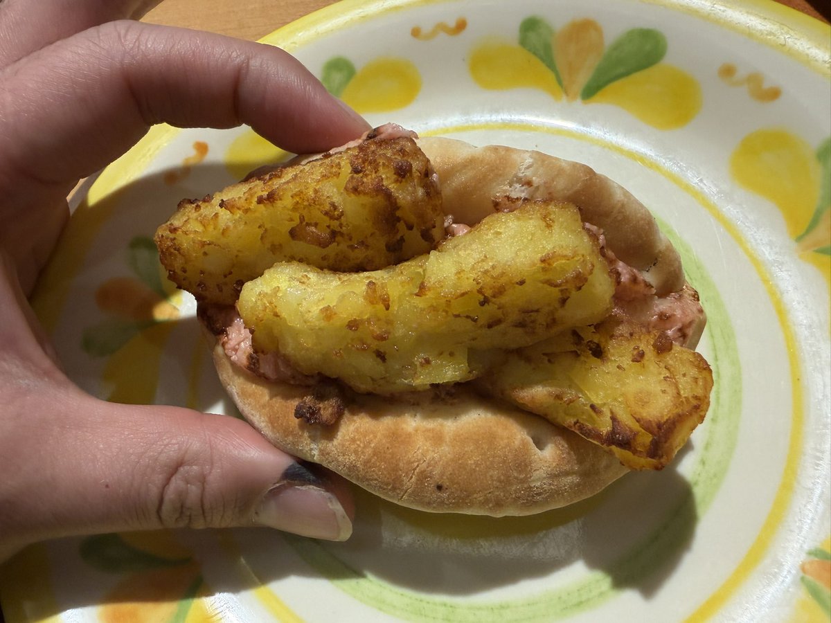 RT @potatomanjapan: サイゼのエグいポテトのグリルの魔改造発見して