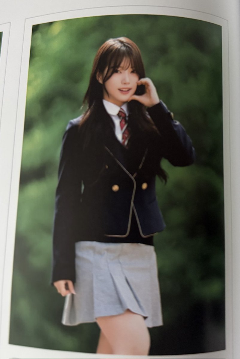 doo8ight's tweet image. 한림예고 3학년 4반 박선우 선배 졸업 안 하시면 않되요?🥺

#유스피어 #서유