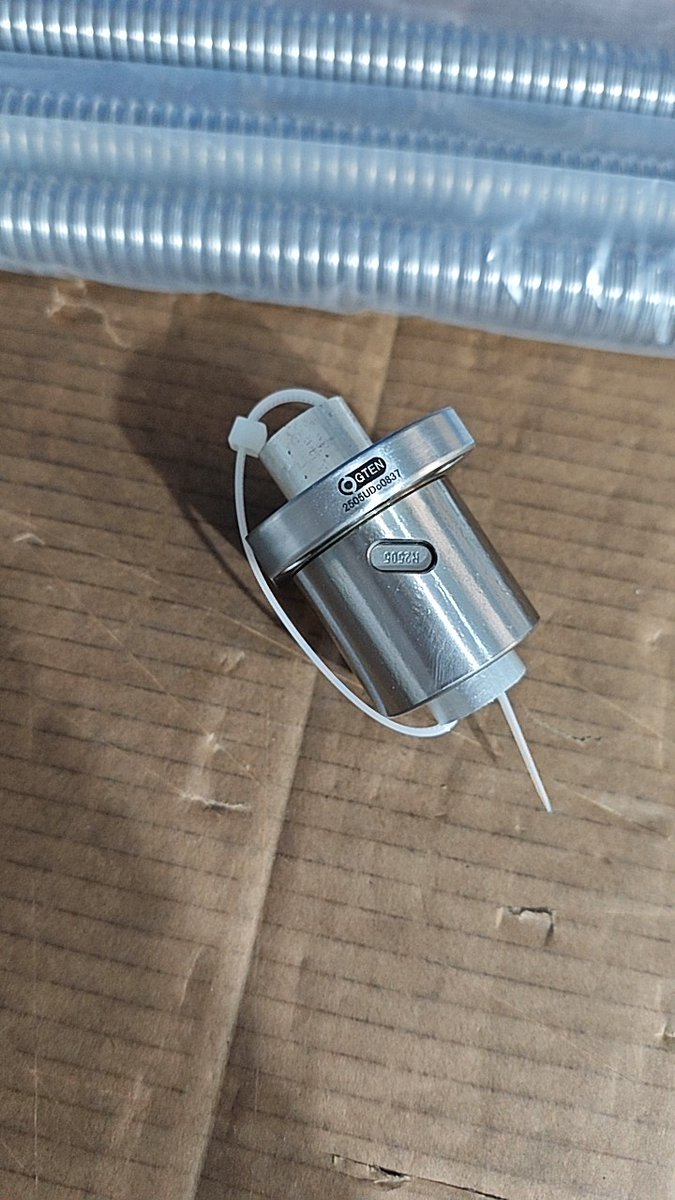 aresmotion's tweet photo. GTEN ball screw on sell. https://t.co/PAGPhvU5lv https://t.co/VaaDtNntdo