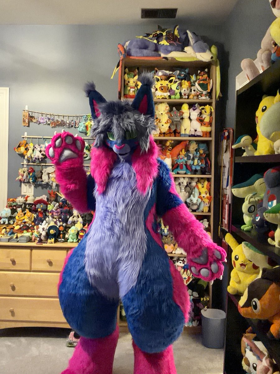 Twilight tweet media