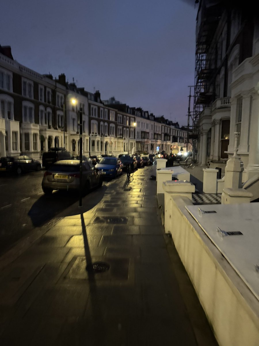 ManuelGiudiceTC's tweet image. Nothing beats thinking time during the early hours in London.

#ThinkingTime
#Leadership
#London
#Clarity