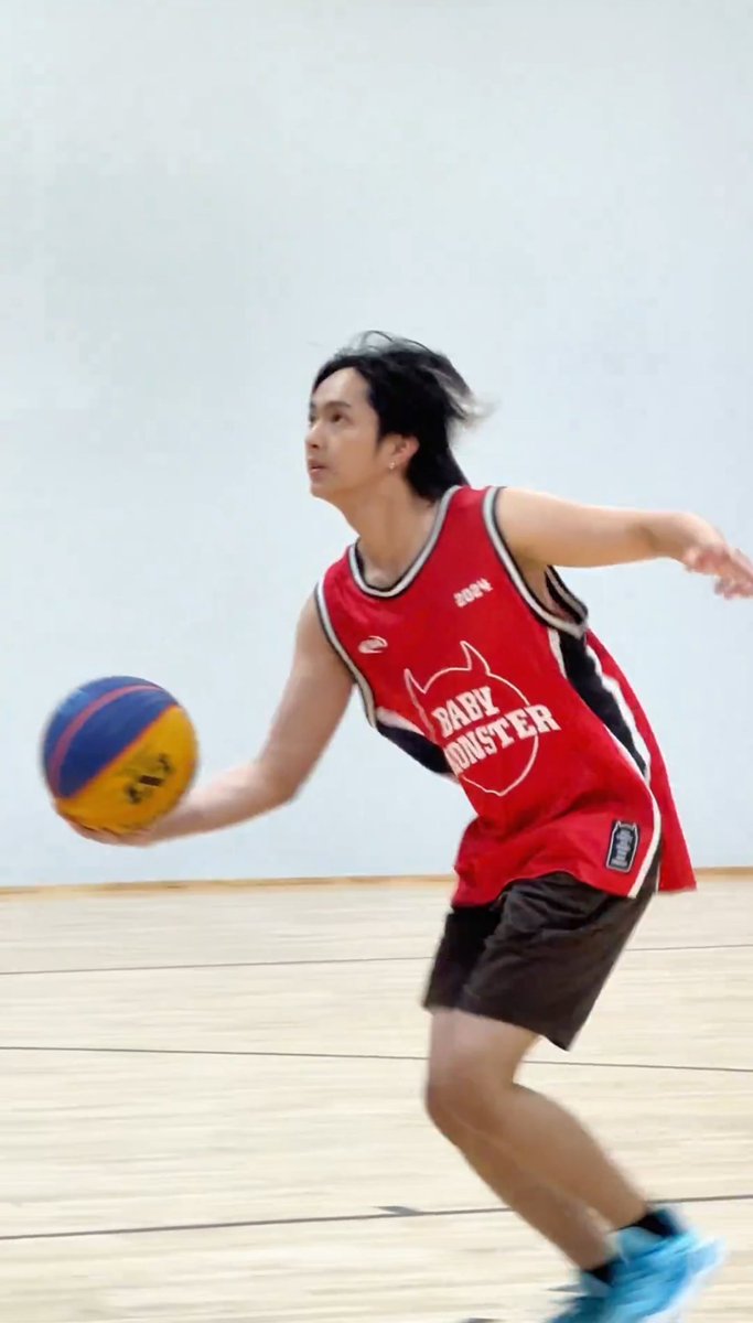 mumumay_'s tweet image. ผมยาวถึงกลางหลังสุดๆลูกนี่ เป็นตัวจิ๋วๆวิ่งในสนามค้าบบ #COPPERdechawat