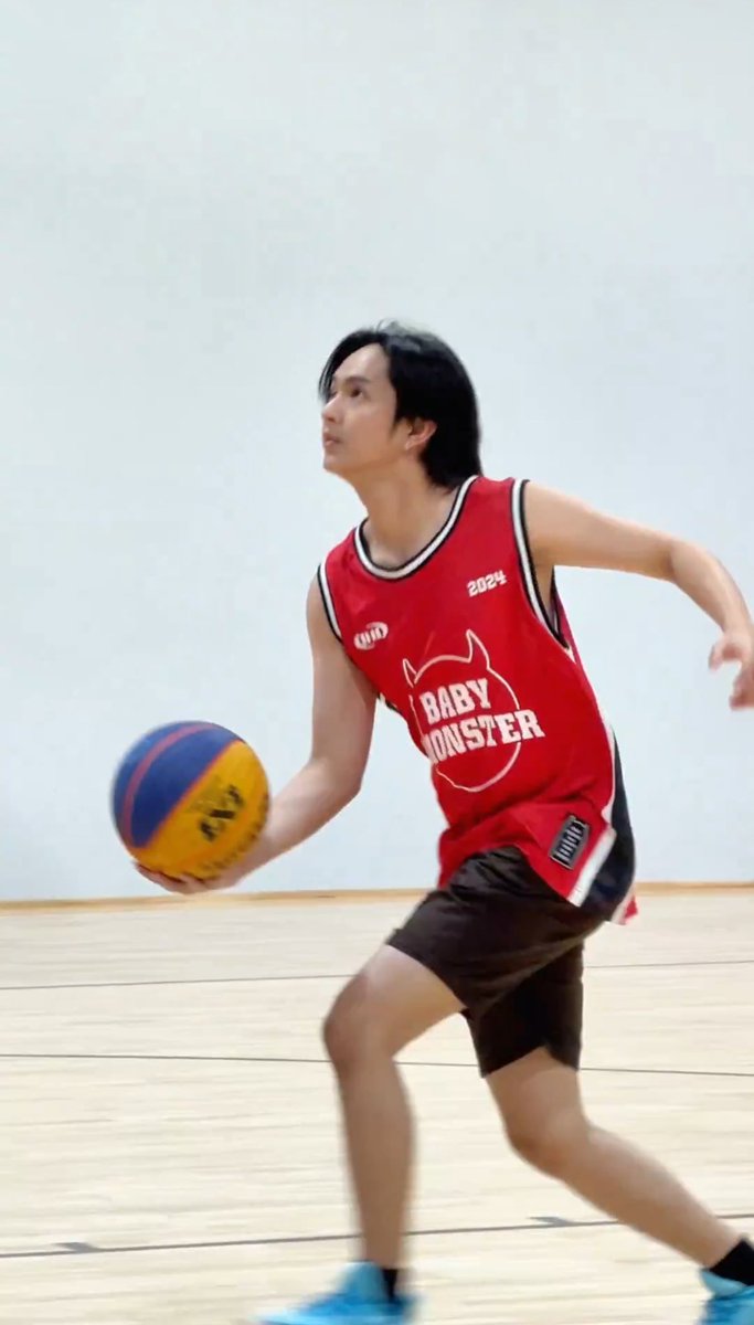 mumumay_'s tweet image. ผมยาวถึงกลางหลังสุดๆลูกนี่ เป็นตัวจิ๋วๆวิ่งในสนามค้าบบ #COPPERdechawat