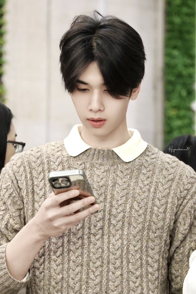 Hyunhannn_Yuh's tweet image. Arrive safely✈️

@dunknatachai #dunknatachai