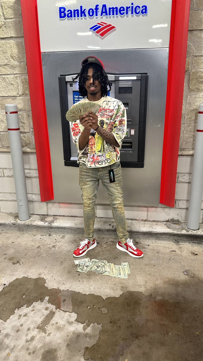 𝙎𝘼𝙉𝙄🅿️🌴 tweet media