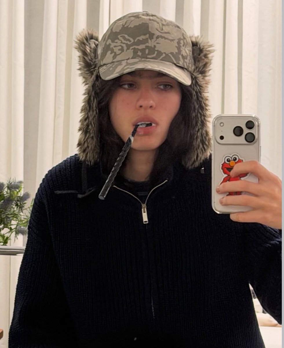 💬 🦖 tweet media