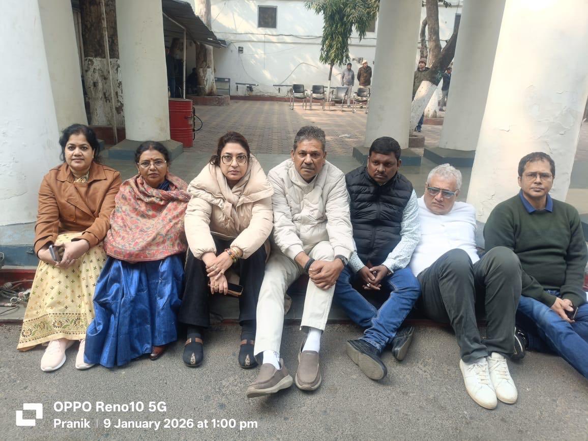 KirtiAzaad's tweet image. Sitting at the parliament Street Police Station with no water or food
