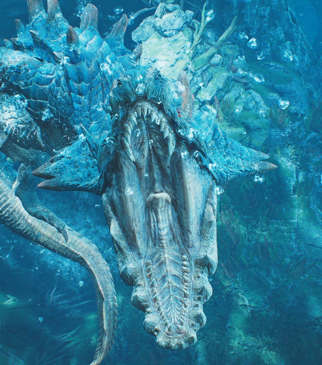 ラギアクルス水中だと食道に水が入らないように閉じてる！！！すげぇ！！！！！！