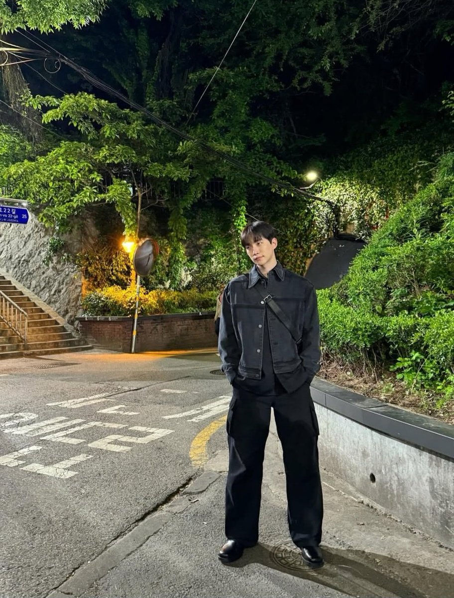 캐셔로 촬영지 
빵미네 편의점
서울 서대문구 성산로22길 22
서울특별시 서대문구 창천동 89-27
#이준호 #LEEJUNHO #JUNHO 
#ジュノ #李俊昊
#캐셔로 #Cashero