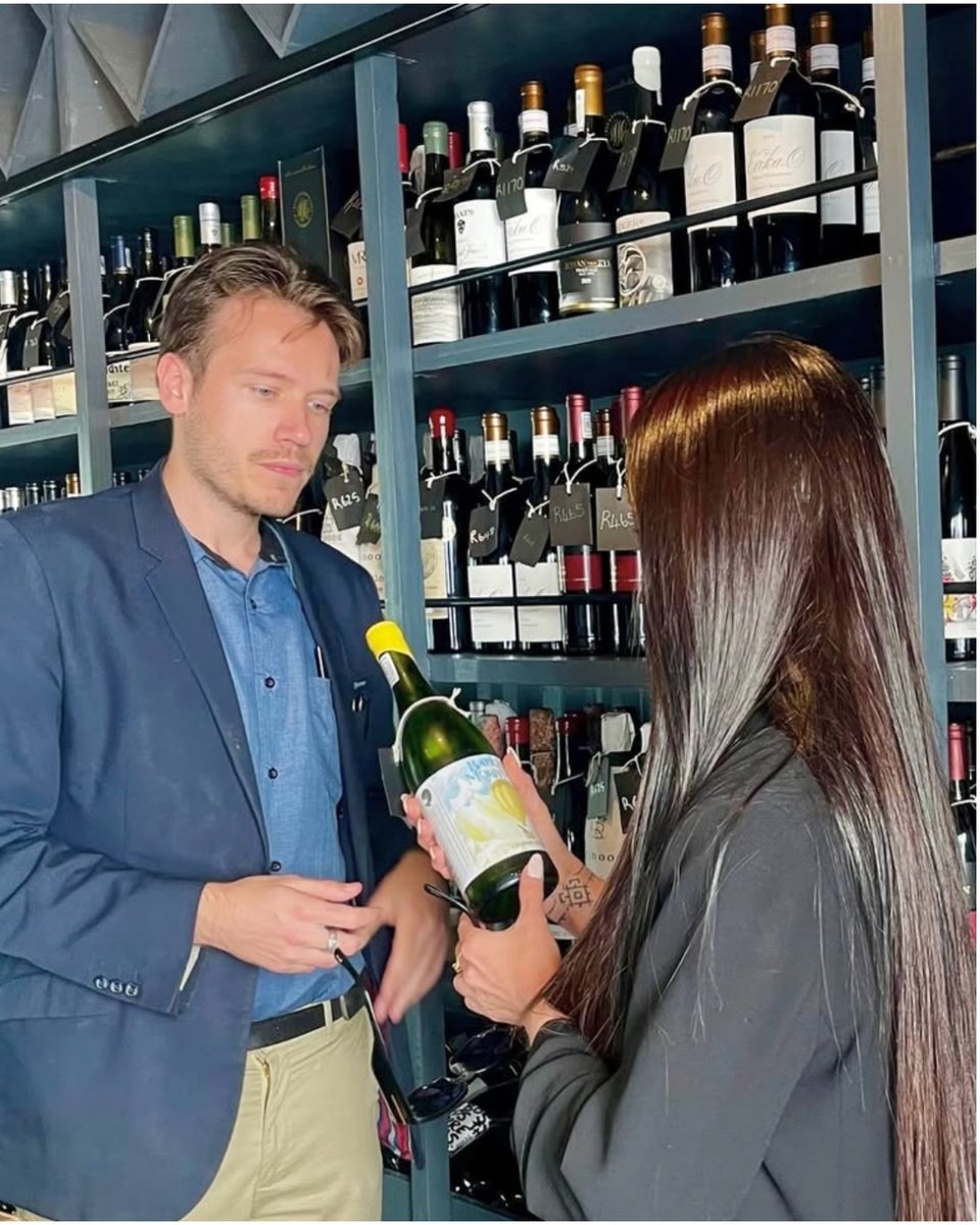 Choosing the right bottle makes all the difference. 🍷 
Our team is always on hand to guide you through a well curated wine selection that pairs naturally with the menu and the moment.
