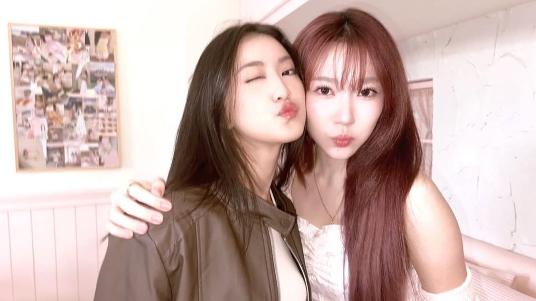 worldofgree_'s tweet image. Capri Gang ✨✨