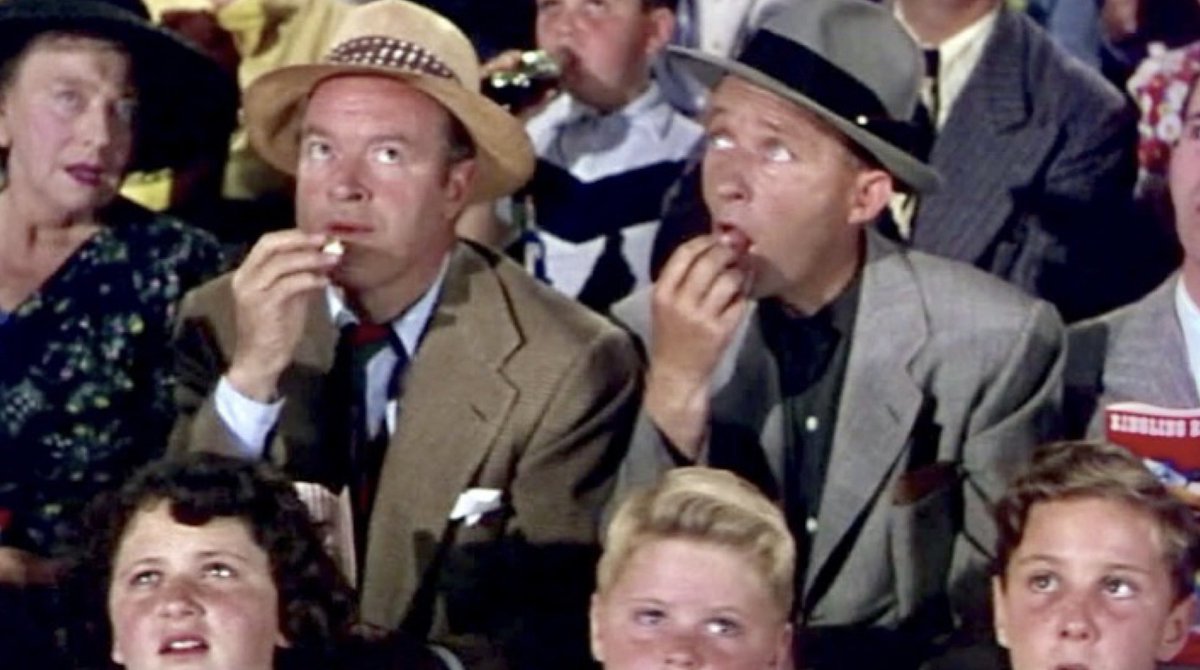 MovingPictures2's tweet image. #FF Follow Friday - Jan 10 1952 “The Greatest Show On Earth” (cameo with Bob Hope). @Bingconstantly Keeping the legacy of Bing Crosby Alive!