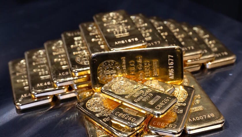 Gold steht wieder im Fokus der Finanzmärkte. Physisch kaufen, ETFs nutzen oder in Produzenten investieren – welche Strategie schützt vor Krisen und sorgt für Rendite? Diskutieren Sie mit: Wie setzen Sie auf Gold?👉 t1p.de/b48vs #DWN #GoldInvestment #Vermögen