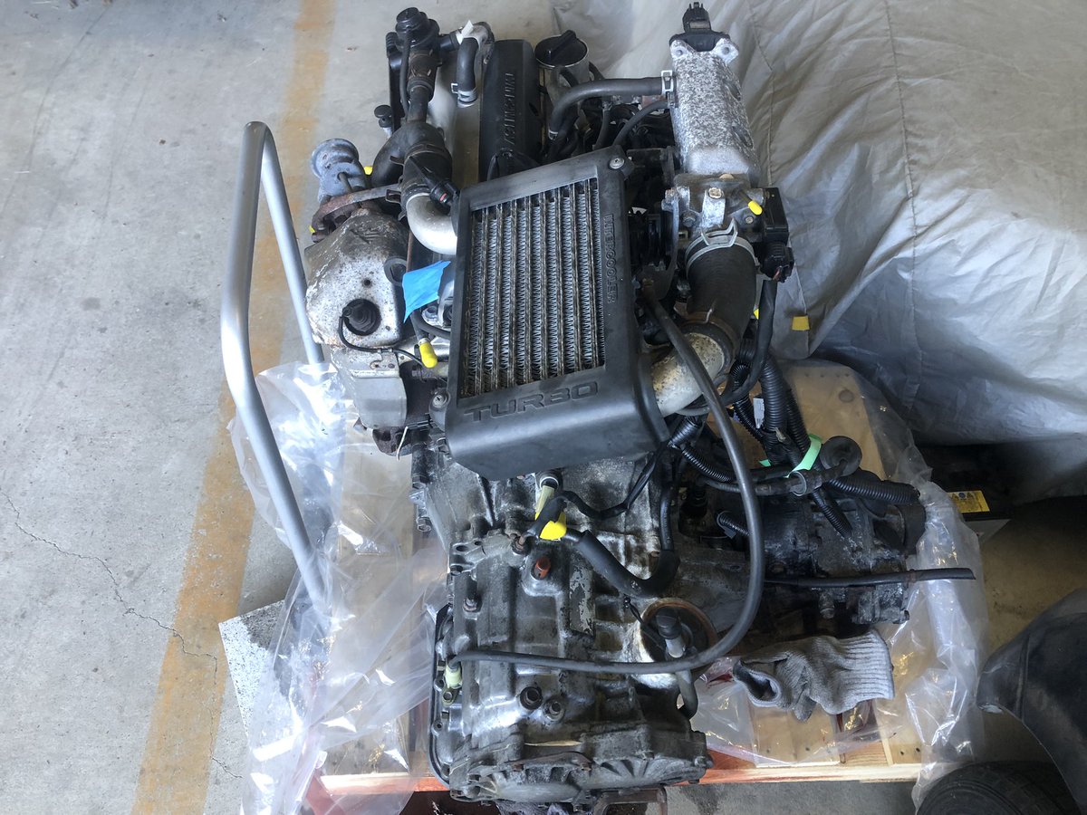 tomaru3525's tweet photo. 部品取り&amp;勉強にと買ったJB-JL(4WD)
面倒くさくなったから誰か買わない？
丸々で3.5万とか。(中身は見てない)
もちろん値引き可！
質問とか気軽にどーぞ！！ https://t.co/a4UUzHfeTV