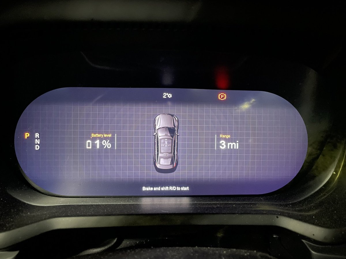 ROBANDTHEMOB's tweet image. If anyone wants to know the impact of cold temperatures on #EVs, this is my @PolestarCars #P2 ,  parked at 14.55 yesterday at 2 degrees with 4% 13 miles’ range and again at 17.27 at 2 degrees with 1% 3 miles’ range !🙄