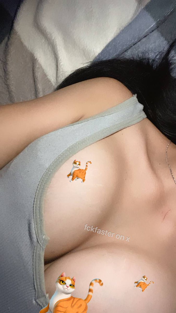 fckfaster's tweet image. mood cuddle 📈