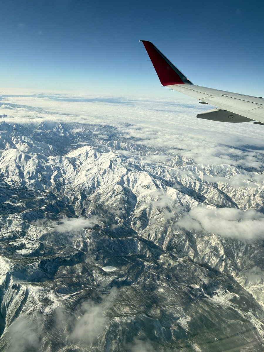 rakko3's tweet photo. 明日の山は雪と風で中止かな…
でも最高の北アルプスを見れた。
これだけで来てよかったな🩷 https://t.co/kBUfKDYSio