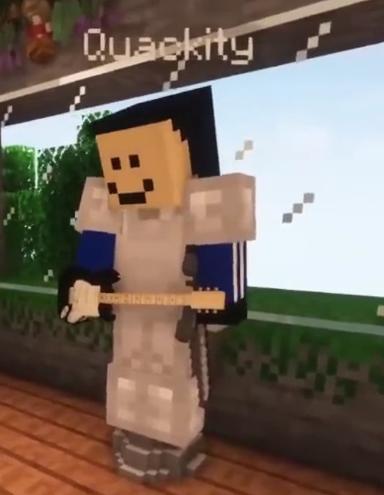 WillowGalactic's tweet image. Crosovers delulus a las 2am que espero nadie vea y esto quede en flop 😭
Tmb tengo el hc d q K!q toca la guitarra electrica así bien chingón kakakakajkkkjjkkkjjjkk