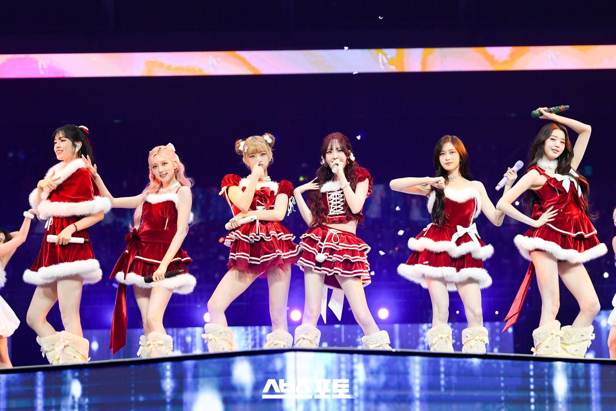 chartsive's tweet image. @IVEstarship on MelOn Year End Chart Top 100 through the years:

2022
#1 LOVE DIVE
#6 ELEVEN
#18 AFTER LIKE

2023
#3 I AM
#6 KITSCH
#10 AFTER LIKE
#13 LOVE DIVE
#61 ELEVEN

2024
#21 I AM
#26 HEYA
#60 LOVE DIVE
#67 BADDIE
#83 KITSCH
#97 AFTER LIKE

#IVE #아이브