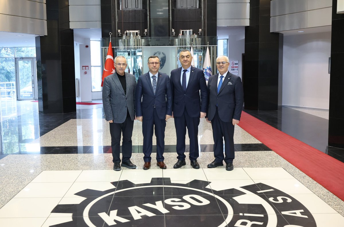 Yönetim Kurulu Başkanımız <a href="/mbuyuksimitci/">Mehmet Buyuksimitci</a>, Meclis Başkanımız Abidin Özkaya ve Yönetim Kurulu Üyemiz İlhan Baloğlu, Cumhuriyet Başsavcımız Sn. Habib Korkmaz'ı Odamızda misafir etti.

Sn. Başsavcımıza nazik ziyaretleri için teşekkür eder, çalışmalarında kolaylıklar dileriz.