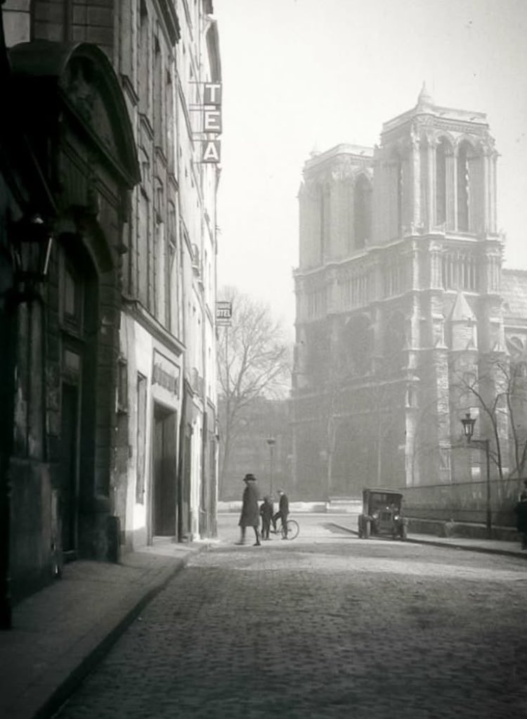 📸 Gisèle Freund

París (1931)