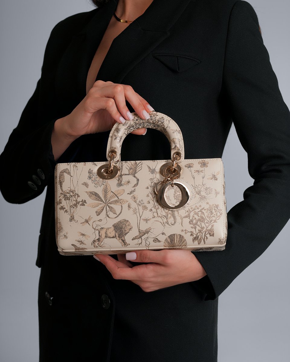 Falcons_Coll's tweet image. Circular by design.
The Falcons Lending Club lets members rent bags on rotation, keeping products in use longer and minimizing environmental impact. Sustainability isn’t a trend, it’s how we move forward.

Discover more
falcons.com/LendingClub

#FalconsCollective #Sustainability…