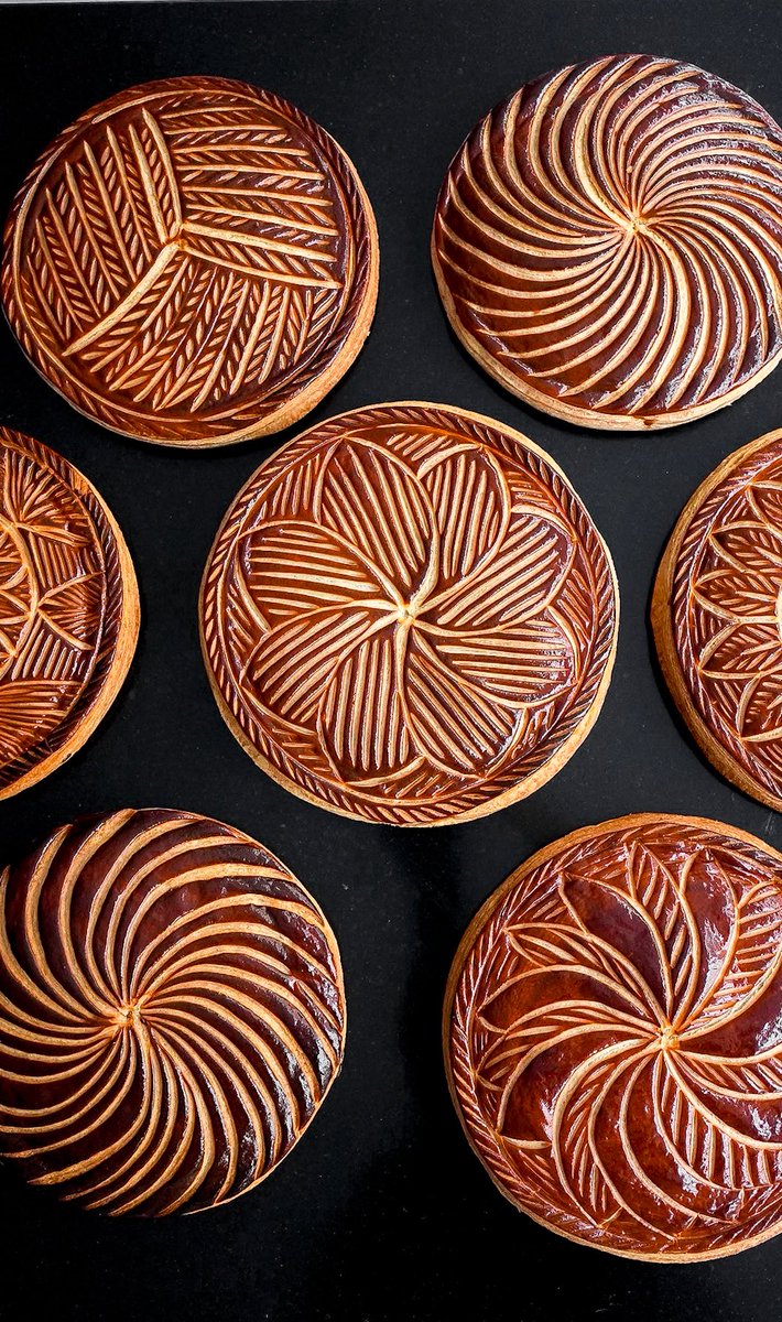 ElCuisto tweet media