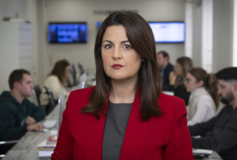 <a href="/maria_rey/">maria rey</a> <a href="/MonicaTouron/">Monica Touron</a> <a href="/KettyGarat/">Ketty Garat</a> <a href="/marmanriique/">Mar Manrique</a> <a href="/MartaG_novo/">Marta González Novo</a> 🏆 Ketty Garat, Premio APM al Mejor Periodista del Año 2025, que reconoce la mejor labor periodística durante el pasado año

🗣️ El jurado ha coincidido en que 2025 ha sido el año del periodismo de investigación, y ha otorgado el Premio APM al Periodista del Año a Ketty Garat,