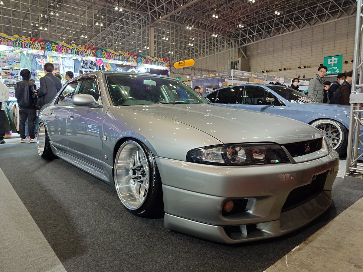 オートサロン。
海外の人、多いよね。