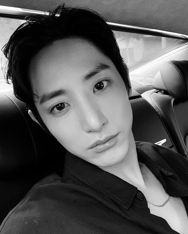 SAINTM0R3's tweet image. ㅤ
ㅤIndo atender a primeira ocorrência do dia... Um Jindo acabou por encontrar um antebraço na floresta em uma zona rural aqui perto, vai ser um dia e tanto. 
ㅤ