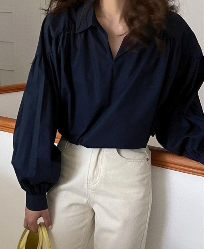 fialynx's tweet photo. navy outfit inspo – clean, sharp &amp; classy 🦋💙✨

a thread~ https://t.co/Zioly3tVUL