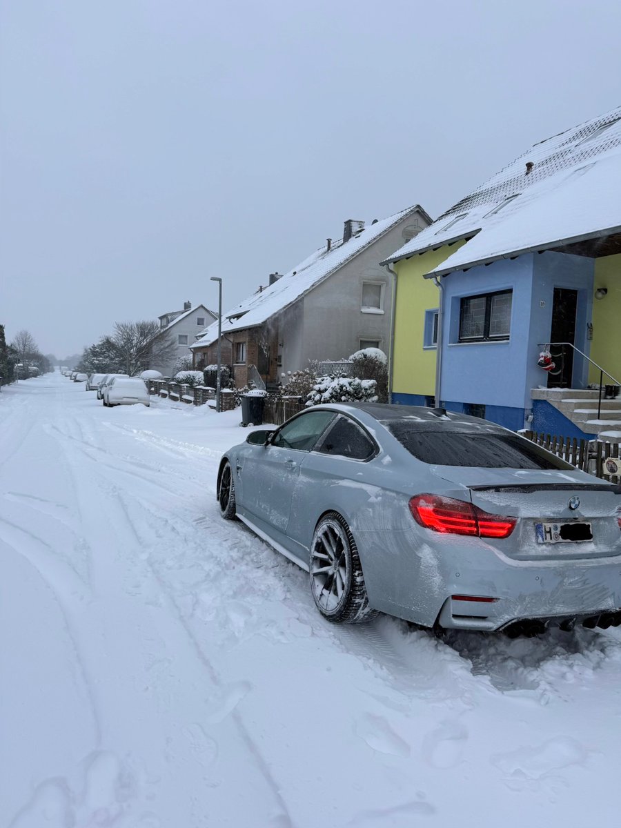 Heckantrieb sagt Nein 🌚🌝
#Hannover