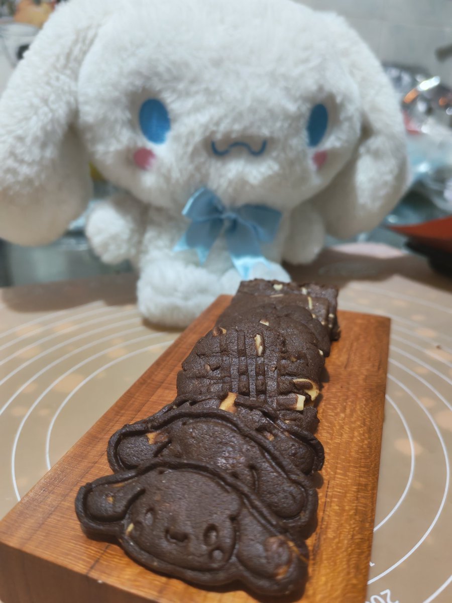 today stream result

Cookies~
still waiting for the last 2 batch
#vtuber #cooking