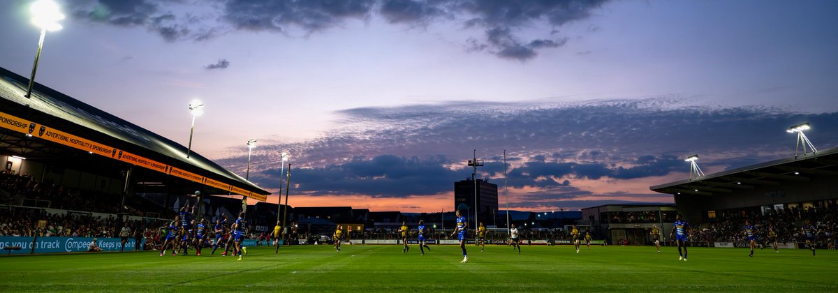 FloodlightingE's tweet image. Reliable floodlighting for sports facilities of every level.

Whether you’re upgrading existing lights or planning a new install, we deliver performance you can depend on.

Get in touch to discuss your venue👇
marketing@floodlightingelectrical.com 

#sportslighting #floodlights