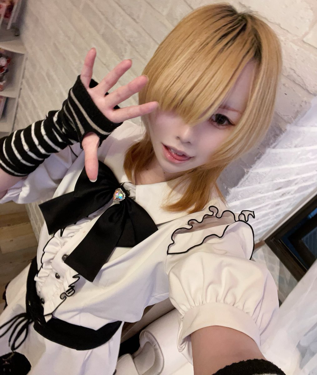 みきにゃん ?media_id=3328364514633498420