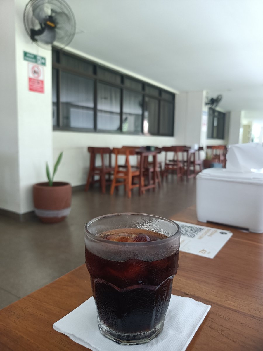 txtfromjogja's tweet image. Ini mereka mostly under 20k an menunya, ntar ak spill yh, atau kalian ada yang tau ga ini di manaa?